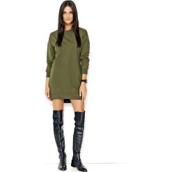 Khaki Asymetryczna Sportowa Krótka Sukienka ze Ściągaczem. Brązowe sukienki damskie Molly.pl, s, bez wzorów, z dzianiny, eleganckie, z okrągłym kołnierzem, z krótkim rękawem, długie, mini, asymetryczne. Za 129,90 zł.