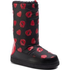 Śniegowce LOVE MOSCHINO - JA24092G18IQ0000 St.B&C Nero. Czarne kozaki damskie Love Moschino, na zimę, ze skóry ekologicznej, bez zapięcia. Za 719,00 zł.