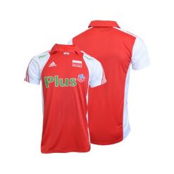 Koszulka siatkarska adidas Polo M z logo Plusa (E86466). Czerwone koszulki męskie Adidas, na lato, m, z nadrukiem, z poliesteru, z krótkim rękawem. Za 99,99 zł.