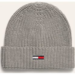 Tommy Jeans - Czapka. Szare czapki damskie Tommy Jeans, na zimę, bez wzorów, z bawełny. Za 129,90 zł.