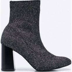 Buty zimowe damskie: Bullboxer - Botki