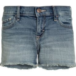 Abercrombie & Fitch CORE MIDI Szorty jeansowe blue denim. Niebieskie spodenki chłopięce marki Abercrombie & Fitch, z elastanu. Za 129,00 zł.