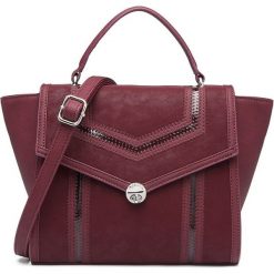 Tamaris torebka Macrina Handbag 3255192 bordowa. Czerwone torebki klasyczne damskie Tamaris, biznesowe. W wyprzedaży za 239,00 zł.