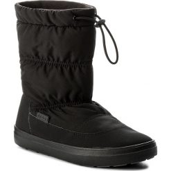 Śniegowce CROCS - Lodgepoint Pull-On Boot 203422 Black. Czarne buty zimowe damskie Crocs, z materiału. W wyprzedaży za 249,00 zł.
