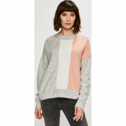 Trendyol - Sweter. Szare swetry klasyczne damskie marki Vila, l, z bawełny, z okrągłym kołnierzem. Za 79,90 zł.
