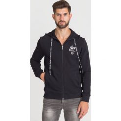 CZARNA BLUZA ICE PLAY. Czarne bluzy męskie Ice Play, xl, z nadrukiem, z bawełny, z kapturem, bez rękawów, z kapturem. Za 314,50 zł.