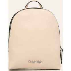 Calvin Klein - Plecak. Plecaki damskie Calvin Klein, bez wzorów, ze skóry ekologicznej. Za 539,90 zł.
