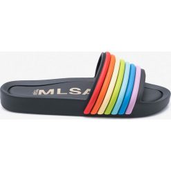 Melissa - Klapki Negro. Czarne klapki damskie marki Melissa, z materiału. Za 339,90 zł.