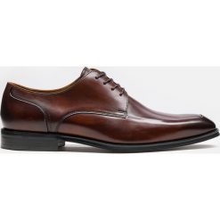 Brązowe półbuty wizytowe. Pomarańczowe buty wizytowe męskie marki Kazar, do pracy, bez wzorów, ze skóry, eleganckie, bez zapięcia. Za 449,00 zł.