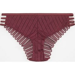 Majtki hipster z koronką - Bordowy. Czerwone majtki damskie Reserved, xl, z koronki. W wyprzedaży za 14,99 zł.