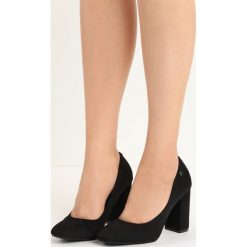 Czarne Czółenka Temptress. Czarne buty ślubne damskie Born2be, na wysokim obcasie, na słupku. Za 79,99 zł.