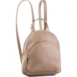 Plecak COCCINELLE - DS5 Alpha E1 DS5 14 01 01 Taupe N75. Szare plecaki damskie marki Coccinelle, ze skóry, klasyczne. Za 1299,90 zł.