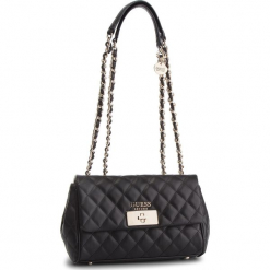 Torebka GUESS - HWVG71 75180 BLA. Czarne torebki klasyczne damskie Guess, z aplikacjami, ze skóry ekologicznej. Za 629,00 zł.