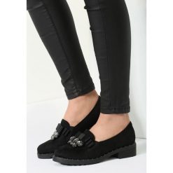 Czarne Półbuty Rock My World. Czarne półbuty damskie skórzane marki vices, rockowe, z okrągłym noskiem, na obcasie. Za 69,99 zł.