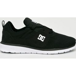 DC - Buty Heathrow. Czarne buty sportowe męskie DC, z materiału, na sznurówki, trekkingowe. W wyprzedaży za 229,90 zł.