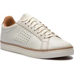 Sneakersy LE COQ SPORTIF - Courtace Premium 1820349 Marshmallow/Brown Sugar. Białe sneakersy męskie le coq sportif, na co dzień, bez wzorów, ze skóry, klasyczne, bez zapięcia. W wyprzedaży za 299,00 zł.