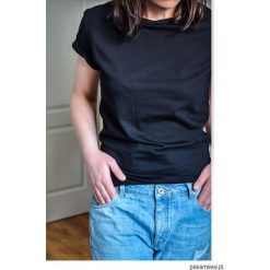 OLD TIMES BLACK T-shirt. Czarne t-shirty damskie marki Pakamera, z jeansu. Za 109,00 zł.