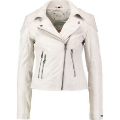 Maze IBIZA Kurtka skórzana off white. Białe kurtki damskie marki Maze, xxl, bez wzorów, ze skóry, bez kaptura. Za 839,00 zł.