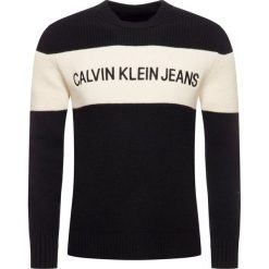 Sweter Calvin Klein Jeans J30J313163. Czarne swetry męskie Calvin Klein Jeans, xl, bez wzorów, z wełny, klasyczne, z klasycznym kołnierzykiem, bez kaptura. W wyprzedaży za 299,00 zł.