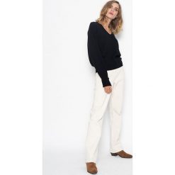 Kaszmirowy sweter w kolorze czarnym. Czarne swetry damskie Just Cashmere, xl, bez wzorów, z kaszmiru, bez rękawów, bez kaptura. W wyprzedaży za 349,95 zł.