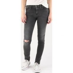 Diesel Skinzee Dżinsy Szary. Szare jeansy damskie Diesel, bez wzorów, z elastanu. Za 834,95 zł.