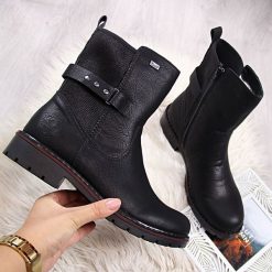 Botki damskie workery czarne Rieker Y9174-00. Czarne botki damskie Rieker, bez obcasa, bez zapięcia. Za 255,99 zł.