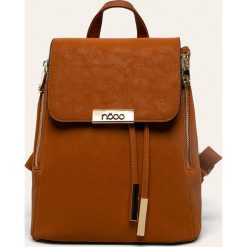 Nobo - Plecak. Pomarańczowe plecaki damskie Nobo, bez wzorów, z poliesteru, eleganckie. W wyprzedaży za 139,90 zł.