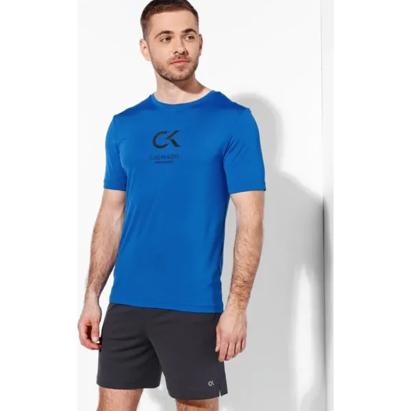 Calvin Klein Koszulka Logo , niebieski, rozmiar L. Niebieskie koszulki męskie Calvin Klein, m, bez wzorów, z bawełny, klasyczne, z klasycznym kołnierzykiem, bez rękawów. W wyprzedaży za 159,99 zł.