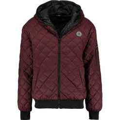 Onepiece URBAN Kurtka przejściowa burgundy. Czerwone kurtki damskie marki Onepiece, m, z nylonu. W wyprzedaży za 463,20 zł.