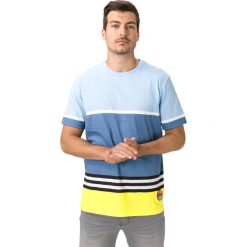 Oakley Striped 1975 Koszulka Niebieski Żółty. Żółte podkoszulki męskie Oakley, xl, w paski, z bawełny, bez kołnierzyka, z krótkim rękawem, krótkie. Za 159,95 zł.