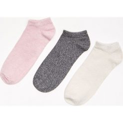 Skarpety 3 pack - Różowy. Różowe skarpetki damskie Cropp. Za 29,99 zł.