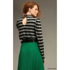 Bluzka STRIPES. Szare bluzki damskie Pakamera, w paski, z dzianiny, bez rękawów. Za 390,00 zł.