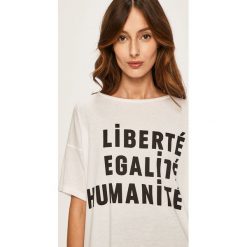 Answear - T-shirt. Białe bluzki damskie ANSWEAR, s, z nadrukiem, z bawełny, casualowe, z okrągłym kołnierzem, z krótkim rękawem. Za 39,90 zł.