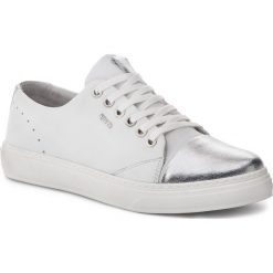 Sneakersy QUAZI - QZ-12-02-000083 102. Białe półbuty damskie QUAZI, ze skóry. W wyprzedaży za 169,00 zł.