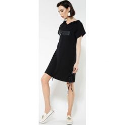 Sukienki: Czarna Sukienka Sporty Look