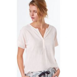 Etam - Bluzka piżamowa Ronda. Różowe bluzki z odkrytymi ramionami marki Etam, s, z bawełny, z krótkim rękawem. W wyprzedaży za 59,90 zł.