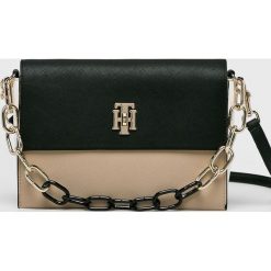 Tommy Hilfiger - Torebka. Pomarańczowe torebki klasyczne damskie TOMMY HILFIGER, w paski, ze skóry ekologicznej, casualowe, na ramię, średnie, bez dodatków. Za 599,90 zł.