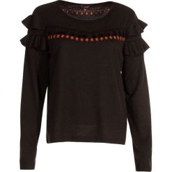 Sweter w kolorze czarno-pomarańczowym. Czarne swetry damskie Coline, m, w koronkowe wzory, z koronki, bez rękawów, bez kaptura. W wyprzedaży za 79,95 zł.
