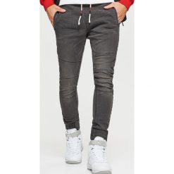 Jeansy SLIM JOGGER - Szary. Szare jeansy męskie slim Cropp. Za 119,99 zł.