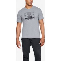Under Armour Boxed Sportstyle Koszulka Szary. Szare podkoszulki męskie Under Armour, l, z haftami, z bawełny, z krótkim rękawem. Za 128,95 zł.