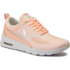 Buty NIKE - Air Max Thea 599409 805 Crimson Tint/Pale Ivory/Celery. Pomarańczowe buty sportowe damskie Nike, bez wzorów, ze skóry ekologicznej, sportowe, nike air max. Za 499,00 zł.
