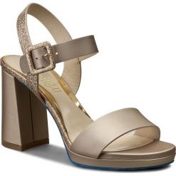 Sandały damskie: Sandały LORIBLU – 7E B57061 BA Satin Mat Skin+Skin/Stard