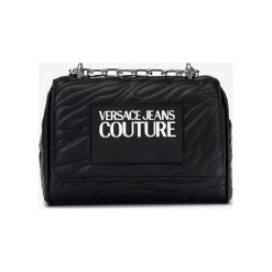 Versace Jeans Couture Cross body bag Czarny. Czarne torebki klasyczne damskie Versace Jeans Couture, w paski, z jeansu, bez dodatków. Za 686,95 zł.