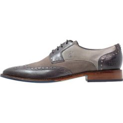 Melvin & Hamilton Oksfordki rio london fog /stone/rio morning grey/navy. Szare półbuty męskie marki Melvin & Hamilton, bez wzorów, ze skóry, na sznurówki. Za 549,00 zł.