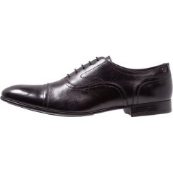 Base London VIOLA Eleganckie buty black. Czarne buty wizytowe męskie marki Base London, ze skóry, na sznurówki. Za 399,00 zł.