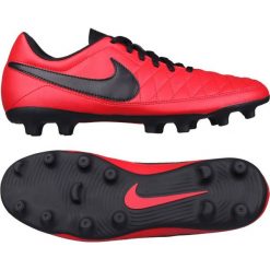 Buty piłkarskie Nike Majestry Fg M AQ7902-600. Czerwone buty sportowe męskie Nike, z materiału, na sznurówki, na fitness i siłownię. W wyprzedaży za 229,00 zł.