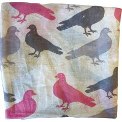 Chusty damskie: Chusta „Pigeon” w kolorze beżowo-szarym – 90 x 90 cm