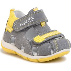 Sandały SUPERFIT - 6-00140-25 M Grau/Gelb. Szare sandały chłopięce Superfit, ze skóry, bez zapięcia. Za 219,00 zł.