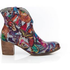 Botki na słupku kowbojki - skóra naturalna - model 503 - kolor motyl. Szare botki damskie Zapato, na wiosnę, z jeansu, eleganckie, z okrągłym noskiem, bez obcasa, na obcasie, bez zapięcia. Za 399,00 zł.