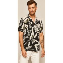 Medicine - Koszula Hawaiian Etno. Czarne koszule męskie MEDICINE, s, bez wzorów, z wiskozy, klasyczne, z klasycznym kołnierzykiem, z krótkim rękawem. Za 119,90 zł.